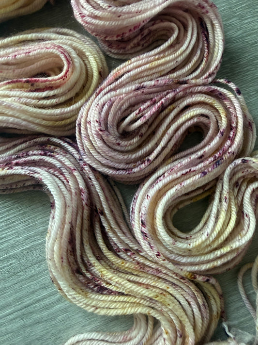 Daylily Speckled Hand Dyed MINI Sturdy DK