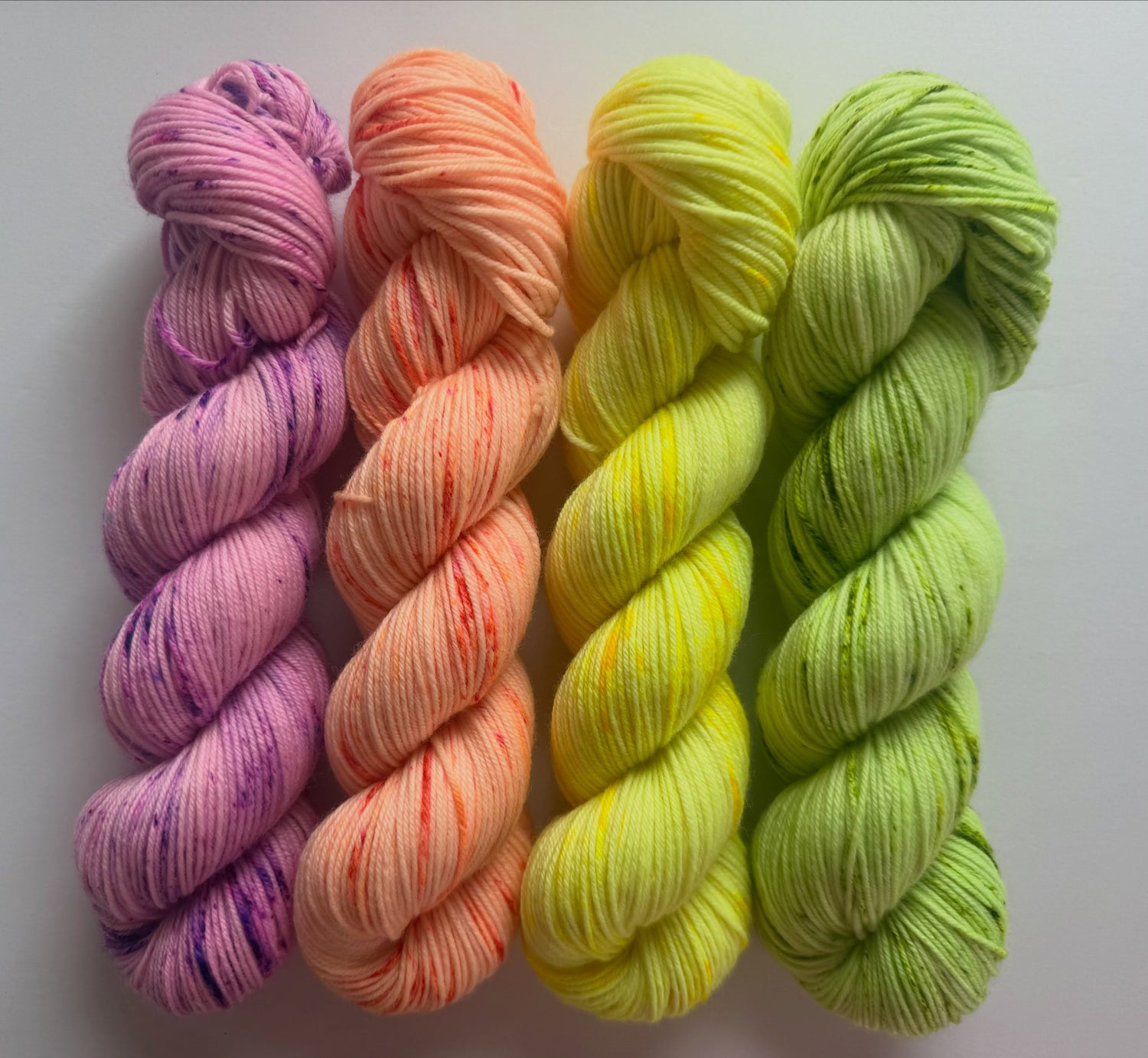 Neon Tonal Speckled