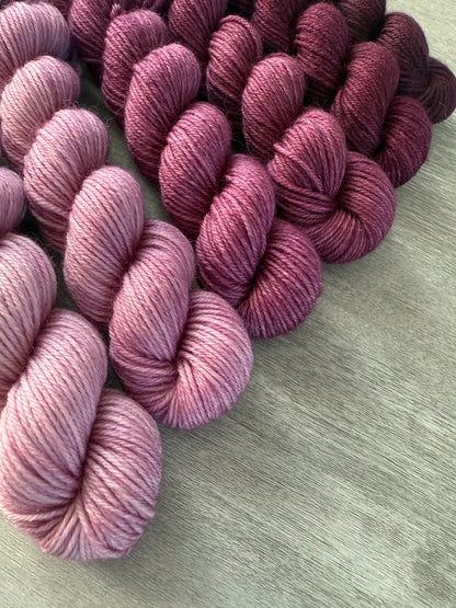 Cheshire Cat Hand Dyed Mini Heap Fade Set