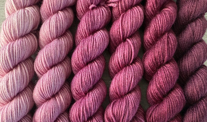 Cheshire Cat Hand Dyed Mini Heap Fade Set