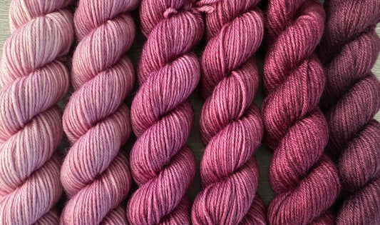 Cheshire Cat Hand Dyed Mini Heap Fade Set