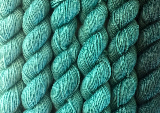 Forest Gump Green Hand Dyed Mini Heap Fade Set