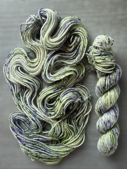 Violet Speckled Hand Dyed MINI Sturdy DK